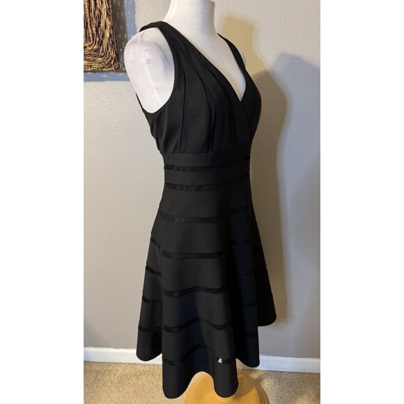 WHBM Dress 14 Black A Line V Front Back Sleeveless Stretch Mesh Trim - Picture 10 of 15
